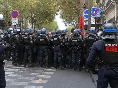 French school protests cause hundreds of partial shutdowns